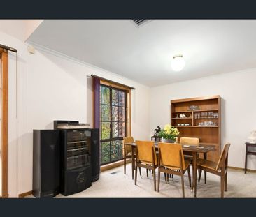 Spacious & Well-Located Family Home! - Photo 3