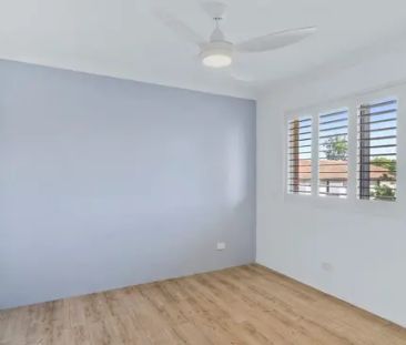 Low Maintenance and Neat as a Pin! - Photo 6