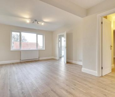 4 bedroom bungalow to rent - Photo 2