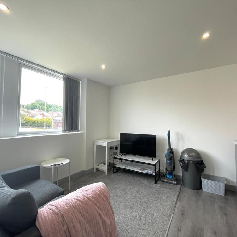 1 bedroom flat to rent - Photo 1