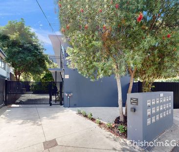 Charming 1-Bedroom Haven in Elwood - Photo 6