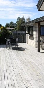 Modern Lynmore Home - Owhata - Photo 3