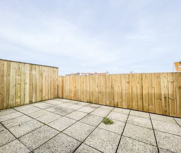 Prachtig gerenoveerd duplexappartement met groot zonneterras en ope... - Photo 3