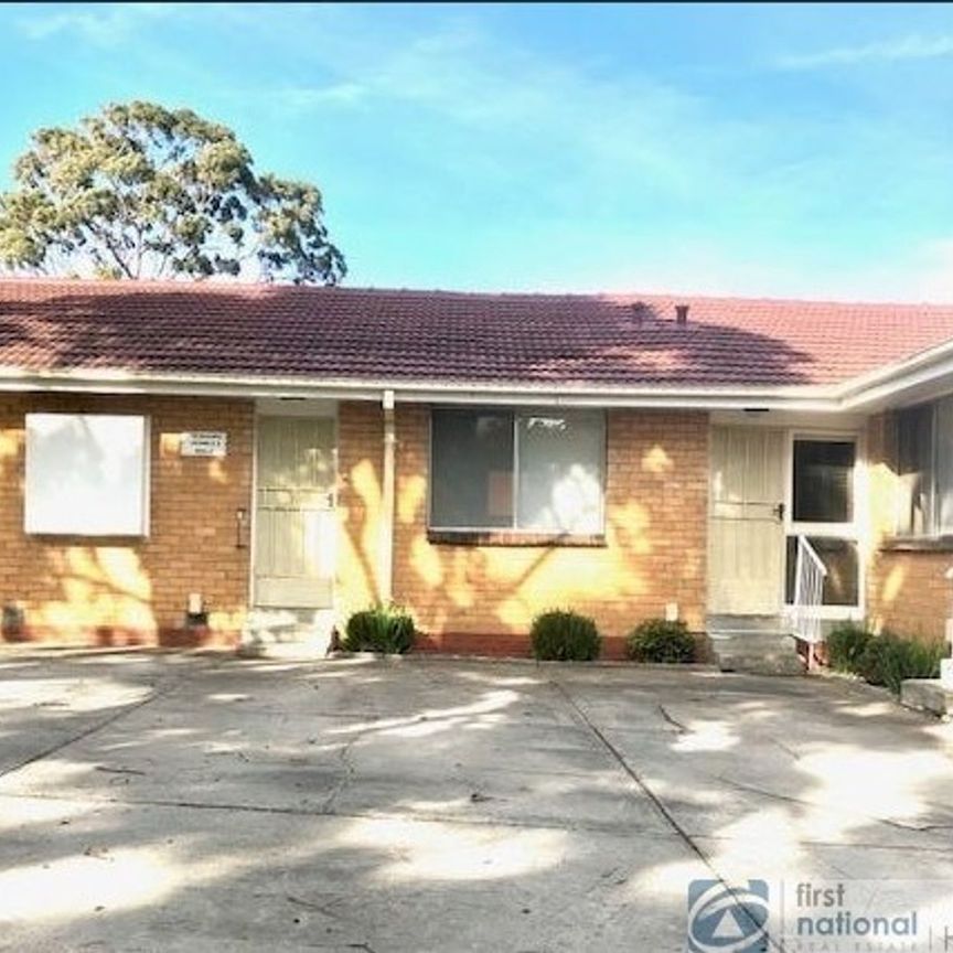 2 / 3 Louis Avenue, Dandenong - Photo 1