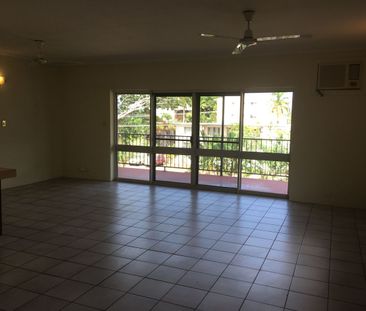 BRIGHT, BREEZY AND IDEALLY LOCATED! - Photo 6