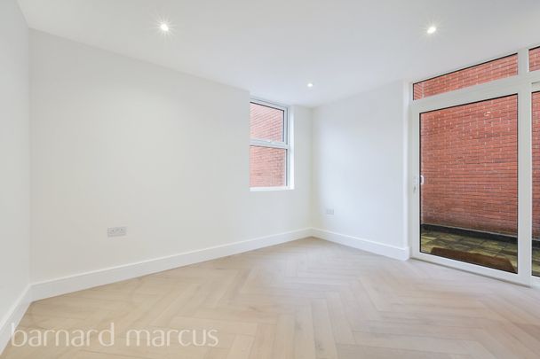 High Street, Croydon - Photo 1