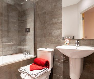 2 bedroom flat to rent - Photo 5