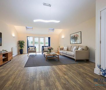 3 bedroom semi-detached house to rent - Photo 2