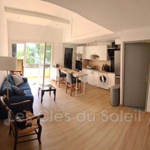 Location appartement 3 pièces 59 m² Bandol - Photo 2