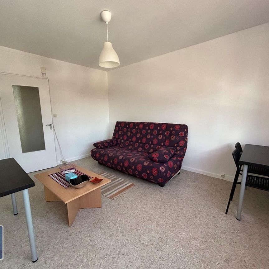 Location Appartement 2 pièces 47m² ST ETIENNE 42100 - Photo 1