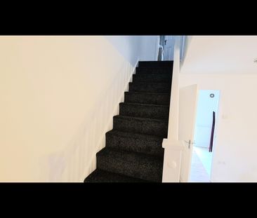 3 Bed Terraced House, Beechdale Road, NG8 - Photo 5