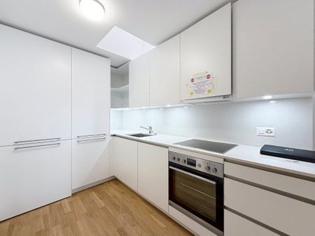 Appartement entièrement rénové de 3 pièces - Photo 2