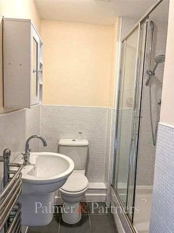 2 bedroom apartment to rent - Photo 5