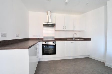 2 bedroom apartment to rent - Photo 2