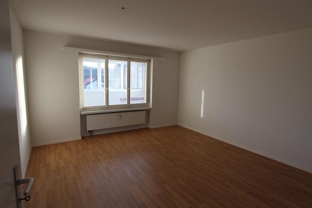 Wunderschöne 3.5 Zimmerwohnung mit tollem Grundriss zu vermieten! - Photo 1