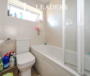 2 bedroom house to rent Fareham Way, Houghton Regis, Dunstable, Bed... - Photo 2