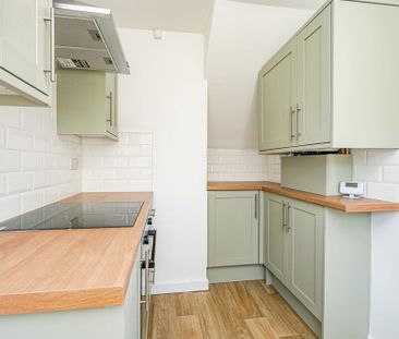 2 bedroom semi-detached house to rent - Photo 2