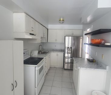 For Lease - 150 Twin Pines Crescent, Brampton, Ontario - Photo 2