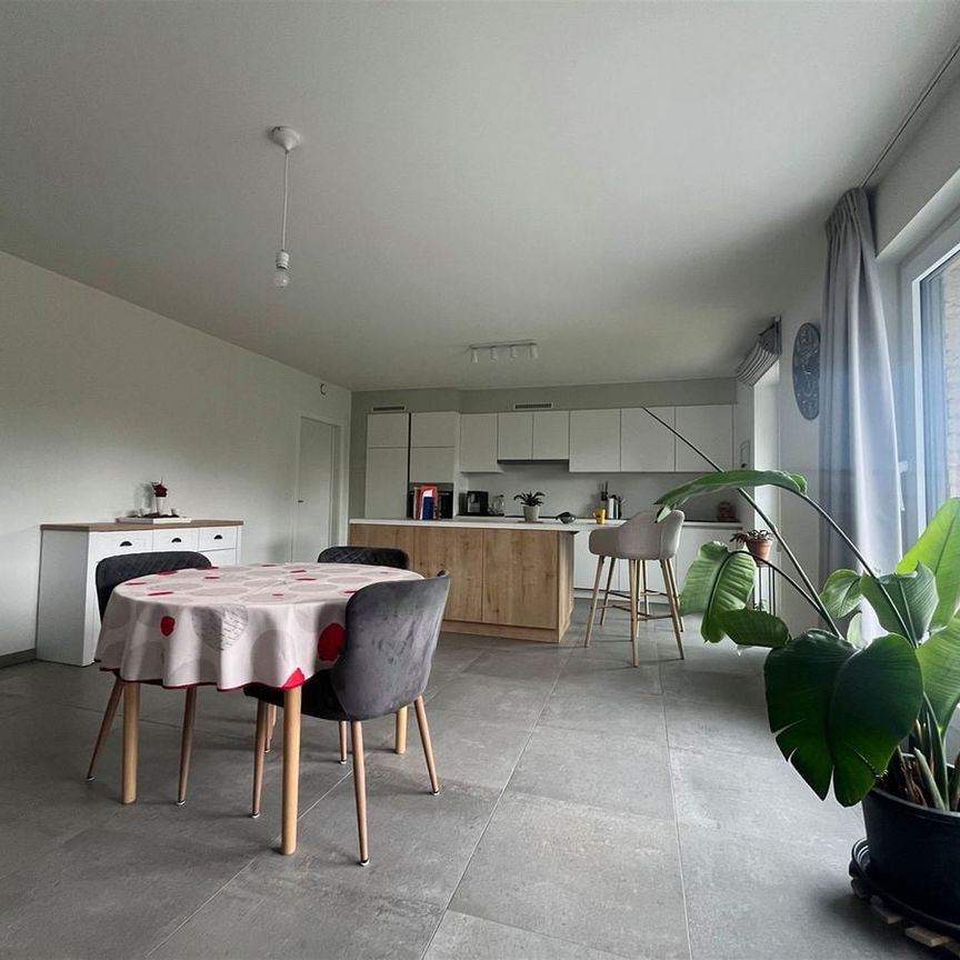 Appartement te huur in Leuze voor € 850 met 2 slaapkamers - foto 1