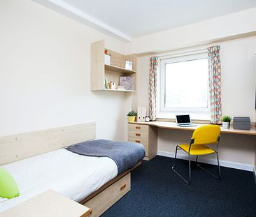 Room in a Shared Flat, Chester Street, M15 - Photo 6