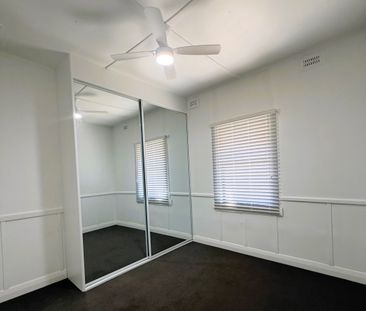 30 Moore Street, Cessnock NSW 2325 - House For Rent | Domain - Photo 4