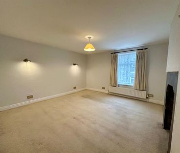 2 Bedroom Terraced To Let - Photo 3