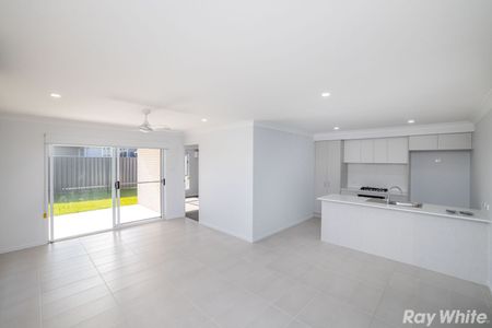 Home For Rent - Photo 3