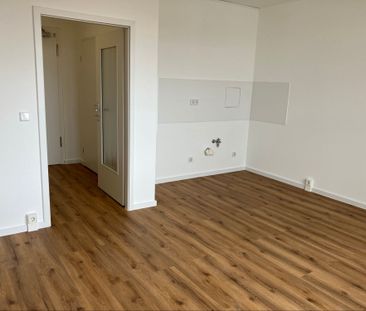 Skyline‑Living in Dresden: Stylische 2‑Raum‑Wohnung mit Wow‑Ausblick! - Photo 5