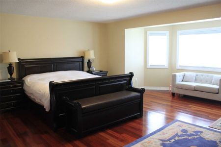 For Lease - 28 Dunloe Road, Richmond Hill, Ontario - Photo 2