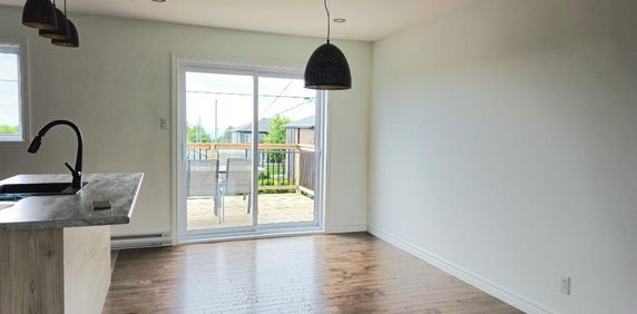 Maison à louer 4 chambres – Val-Bélair – 2 550 $/mois - Photo 2