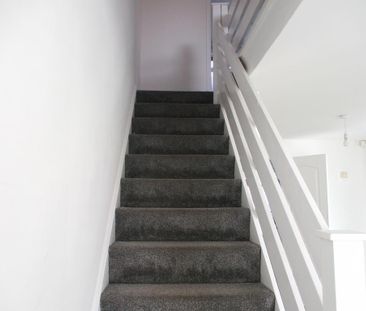 2 bedroom semi-detached house to rent - Photo 2