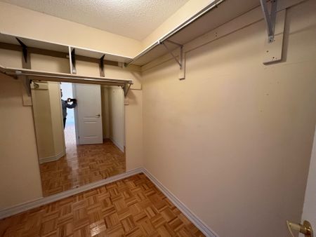 For Lease - 22 Gauguin Avenue, Vaughan, Ontario - Photo 5