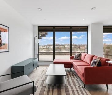 3 bedroom penthouse to rent - Photo 3