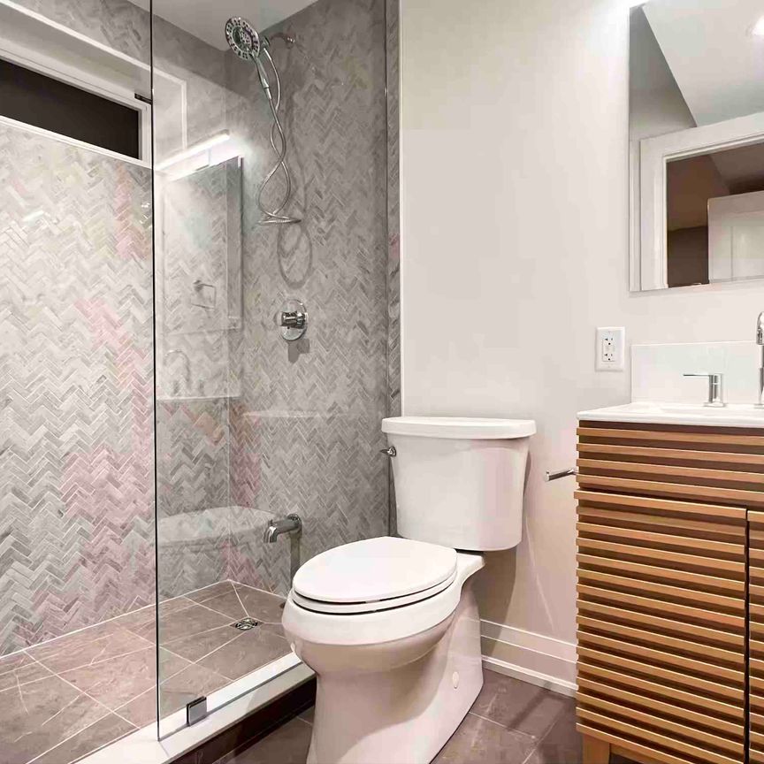 For Lease - 24 Sullivan Street Unit# 1, Toronto, Ontario - Photo 1