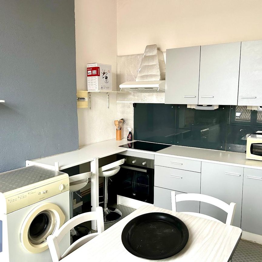 Location Appartement 3 pièces 68m² HAZEBROUCK 59190 - Photo 1