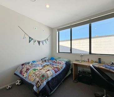 Welcome home to 12 Arney Street. - Photo 3