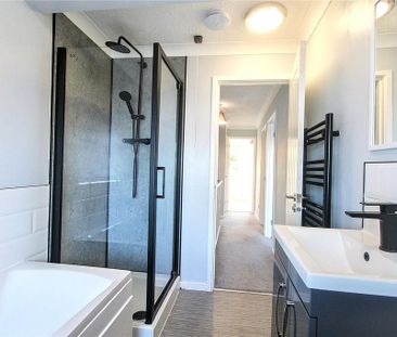 3 bedroom semi-detached house to rent - Photo 2