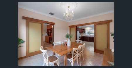 Modern Comfort Meets Classic Charm - Photo 4