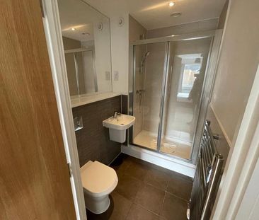 2 bedroom apartment to rent - Photo 6