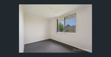 Family Living in Hillman - Photo 3