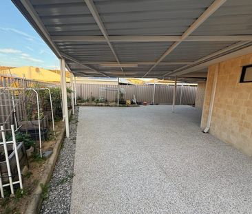 31 Kilkenny Loop, Brookdale, WA 6112 - Photo 4