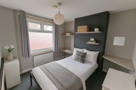 3 bedroom house share to rent - Photo 4