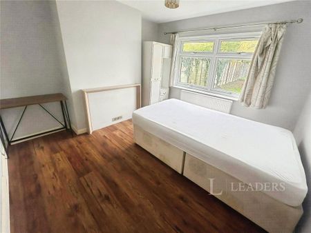 4 bedroom house to rent - Photo 4