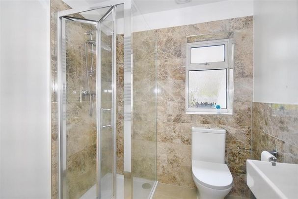 4 bedroom house to rent - Photo 1