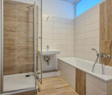 Erstbezug nach Sanierung - alles schick mit Wanne und Dusche - Photo 6