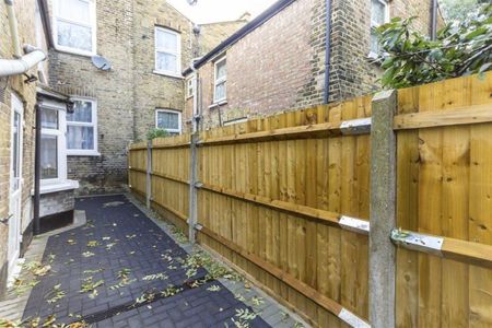 Billington Road, New Cross, SE14 - Photo 2