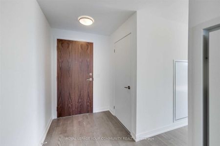 Riverside Square Lofts 15-30 , #1016 - Photo 2