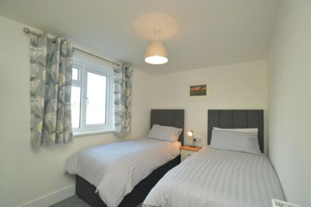 2 bedroom bungalow to rent - Photo 3