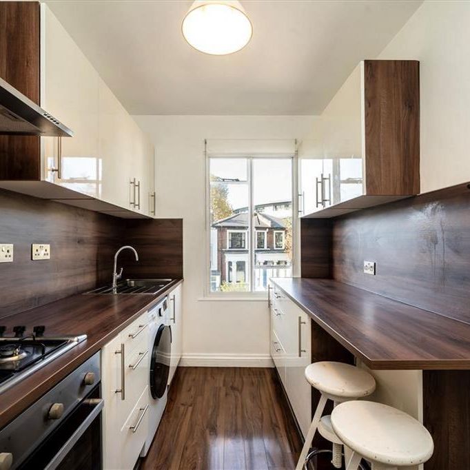 1 bedroom flat to rent - Photo 1