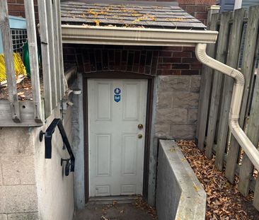 For Lease - 226 Bay Street, Hamilton, Ontario - Photo 4